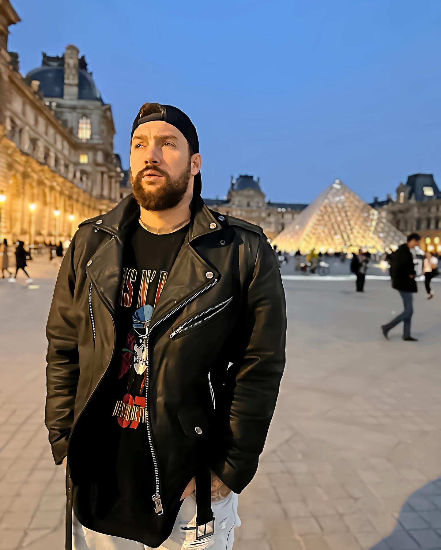 Що стало з Олегом Кензовим - зіркою "Х-фактора", який забув про війну в Україні